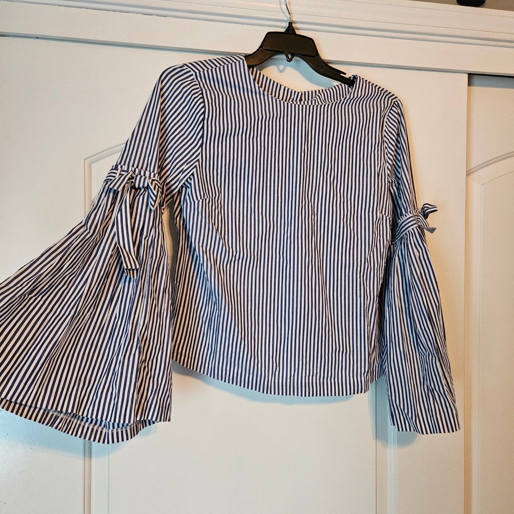 Blue White Striped Bell Sleeve Cotton Top Size Medium Euro Summer Travel Coastal
